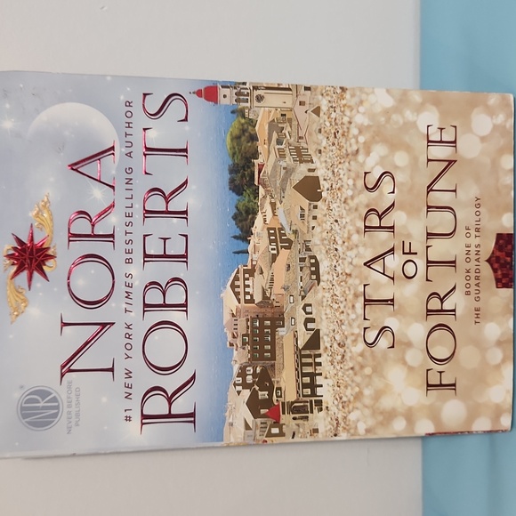 The Guardians Trilogy Series Nora Roberts Paperback Book set NWT - Picture 2 of 10